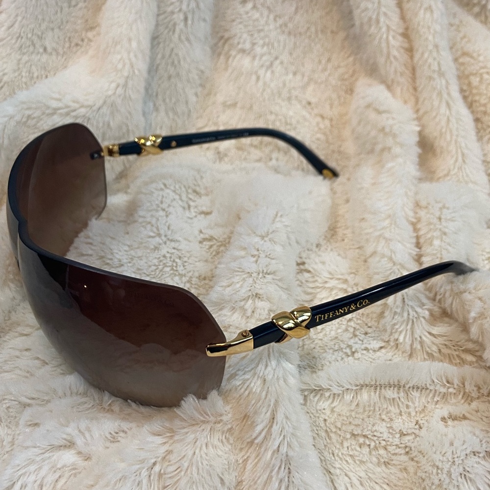 Tiffany & Co Sunglasses - Picture 4 of 8